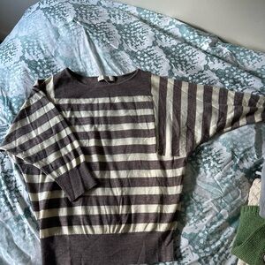 LOFT Size Medium Tan & Off White Striped sweater